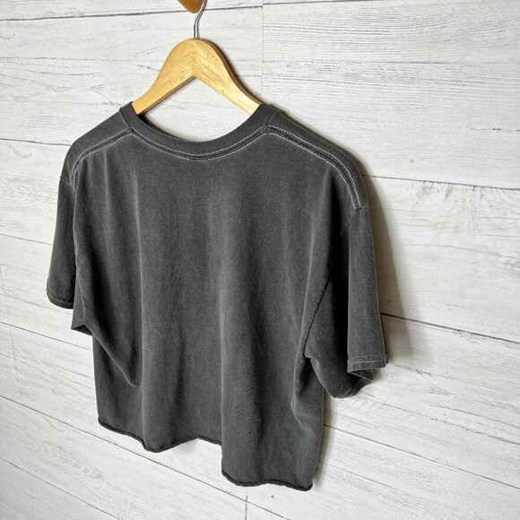 Full Tilt T Shirt Womens SZ Medium Dark Gray Nashville Tennessee Guitar Cropped - Picture 9 of 11